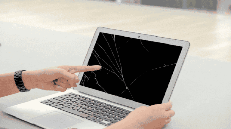 Top 5 MacBook Screen Issues That Might Need Replacement