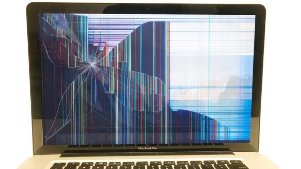 M1 MacBook Screen Cracks: Causes, Concerns, and Solutions